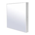Panel natynkowy LED Mora 24W CCT IP44 w kolorze białym, prostokątny, z gładką, matową powierzchnią. Ujęcie z boku, ukazujące cienką ramkę oraz mocowanie. Idealny do wnętrz, odporny na wilgoć, przeznaczony do montażu na ścianie.