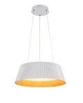 Lampa wisząca LED Frill 21W 3000K w kolorze białym, z okrągłym kloszem z fakturowanego materiału. Klosz zawieszony na cienkich przewodach, z widocznym ciepłym światłem wewnątrz. Montaż na suficie, minimalistyczny design.