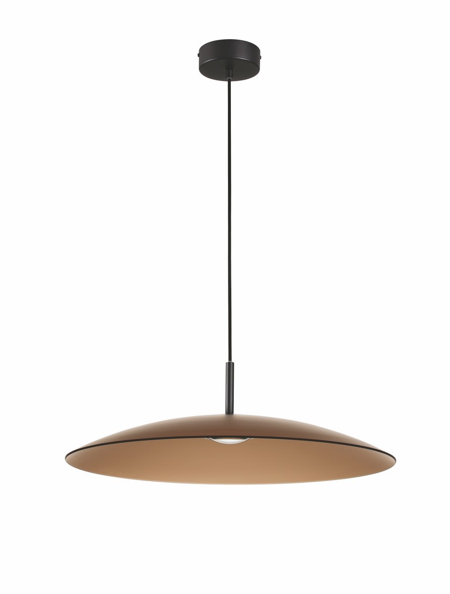 Lampa wisząca Peca 1xLED 17W w kolorze czarnym z brązowym kloszem. Ujęcie z boku, pokazujące okrągły, płaski klosz z delikatnym wycięciem, zawieszony na cienkim kablu. Prosta, nowoczesna konstrukcja, idealna do różnych aranżacji wnętrz.