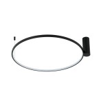 Czarna lampa sufitowa LED Ring D90 o mocy 50W, w kształcie okręgu. Widoczna metalowa konstrukcja z jednego boku oraz transparentna krawędź, zawieszona na cienkim przewodzie. Tło białe, co podkreśla minimalistyczny design.