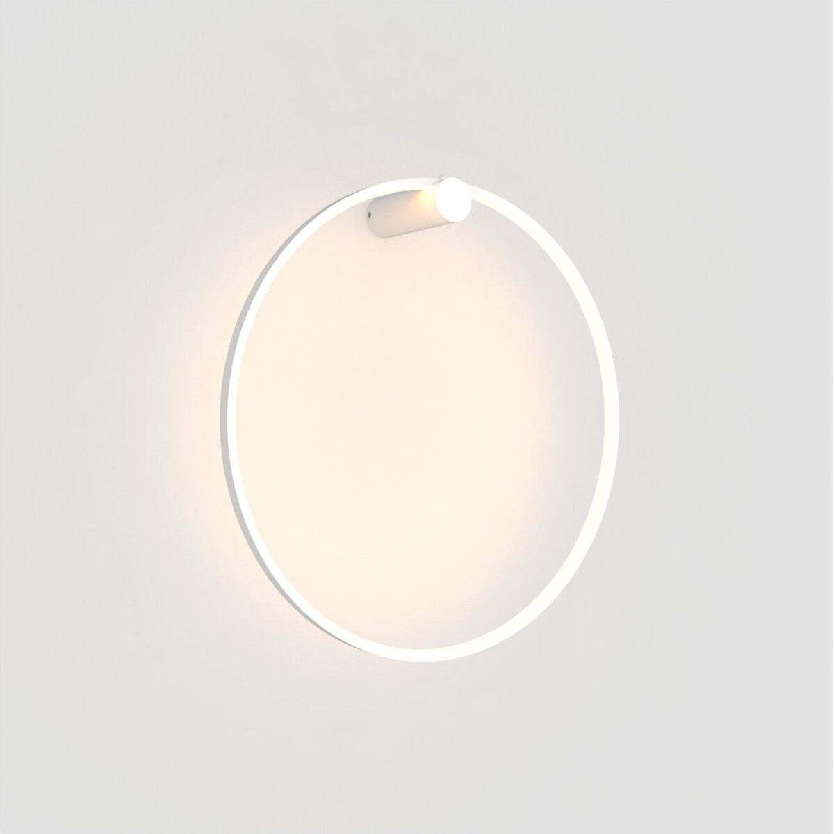 Kinkiet LED Mirror D60 o okrągłym kształcie, w kolorze białym. Posiada moc 35W i stopień ochrony IP44. Widoczny element świetlny umieszczony w górnej części oprawy, emitujący delikatne światło, na jednolitym tle.