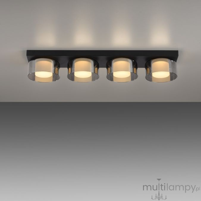 Lampa sufitowa Rika z czterema punktami świetlnymi LED, moc 26W. Czarny, dymiony klosz z przezroczystymi elementami. Ujęcie frontalne, montowana na suficie, dostarczająca nowoczesne oświetlenie.