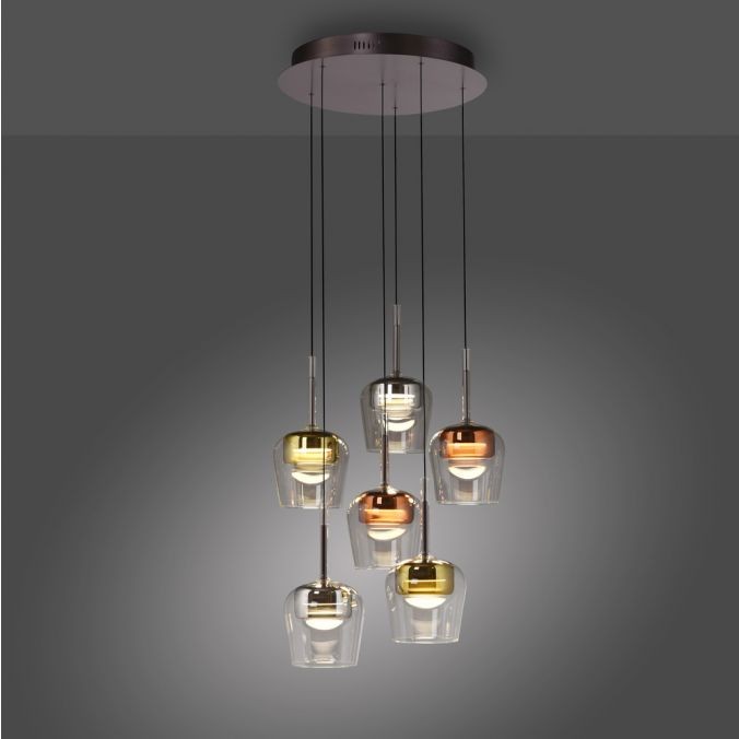 Lampa wisząca Q-kon z pilotem, składająca się z sześciu kloszy w różnych kolorach (przezroczysty, złoty, miedziany), zawieszona na cienkich przewodach. Oświetlenie LED 36W CCT, montaż sufitowy, elegancki design.