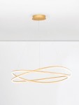 Lampa wisząca Ilave D95 w kolorze złotym z pilotem, z jednym źródłem LED o mocy 68W. Posiada dwa okręgi w formie splątanych linii, zawieszona na przezroczystych linkach, w minimalistycznym, nowoczesnym stylu.