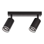 Lampa sufitowa Pipe Ring w kolorze czarnym, z dwoma regulowanymi reflektorami typu GU10. Konstrukcja z prostokątnym mocowaniem i okrągłymi kloszami. Ujęcie frontalne, produkt zamontowany na białym tle.