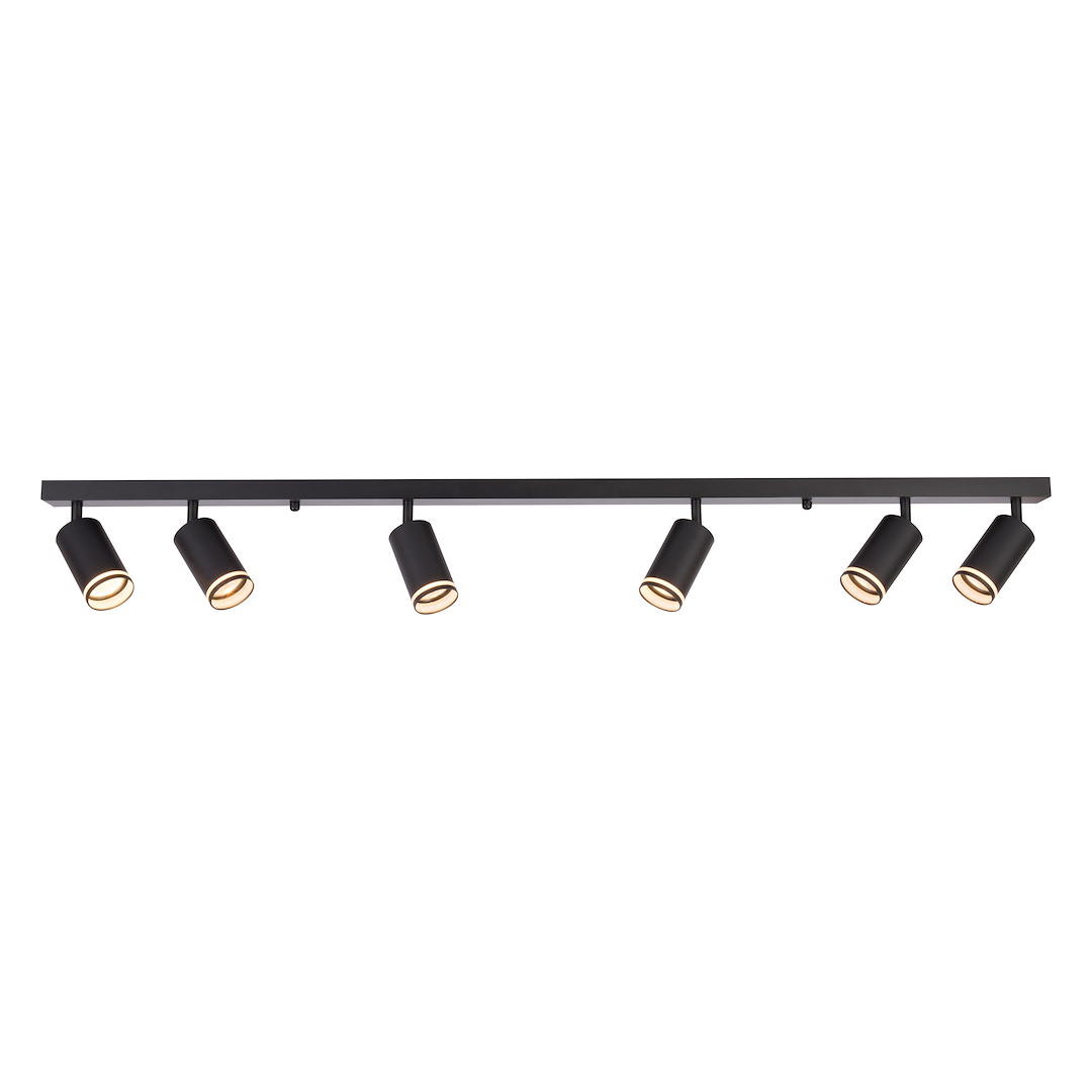 Lampa sufitowa Pipe Ring z sześcioma spotami, kolor czarny. Ułożona poziomo na prostokątnej podstawie, każdy spot w cylindrycznym kształcie z metalowym wykończeniem. Współczesny design, idealna do oświetlenia wnętrz.