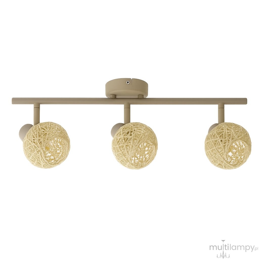 Lampa sufitowa Dex z trzema oprawami E14 w kolorze kaszmiru. Okrągłe klosze z plecionki w jasnym odcieniu, montowane na prostokątnej, metalowej podstawie. Ujęcie frontalne, lampa wisząca, przeznaczona do oświetlenia wnętrz.