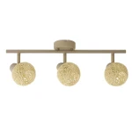 Lampa sufitowa Dex z trzema oprawami E14 w kolorze kaszmiru. Okrągłe klosze z plecionki w jasnym odcieniu, montowane na prostokątnej, metalowej podstawie. Ujęcie frontalne, lampa wisząca, przeznaczona do oświetlenia wnętrz.