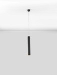Lampa wisząca Nazca w kolorze czarnym, z metalowym, cylindrycznym kloszem. Zawieszona na cienkim, czarnym przewodzie, z widocznym gwintem na żarówkę GU10. Minimalistyczny design, idealna do nowoczesnych wnętrz. Tło szare, proste.