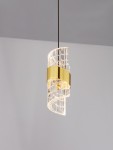 Lampa wisząca Paita 1xLED 9W w kolorze czarnym. Okrągła podstawa z metalicznym wykończeniem, szklany klosz w kształcie spirali. Zawieszona na cienkim kabelku, w tle gładka, jasna ściana. Idealna do nowoczesnych wnętrz.