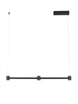 Lampa wisząca Pisco w kolorze czarnym, z trzema źródłami światła LED o łącznej mocy 21W. Prosta konstrukcja z metalowym stelażem, zwieszona na cienkich linkach, montowana sufitowo, idealna do nowoczesnych wnętrz.