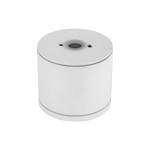 Lampa sufitowa Vivo w kolorze białym, o cylindrycznym kształcie, z miejscem na żarówkę GX53. Produkt ma gładką powierzchnię oraz dwa metaliczne paski dekoracyjne. Zainstalowany w pozycji stojącej, idealna do wnętrz z wymogiem klasy IP44.