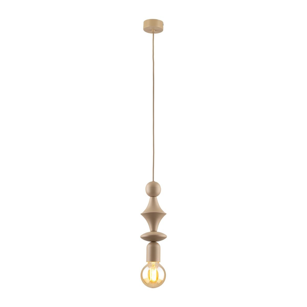 Beżowa lampa wisząca Tower z pojedynczym gniazdem E27, zawieszona na długim przewodzie. Zawiera dekoracyjne elementy w kształcie kul i stożków, a na końcu umieszczona jest żarówka w przezroczystej oprawie. Tło proste, jednolite.
