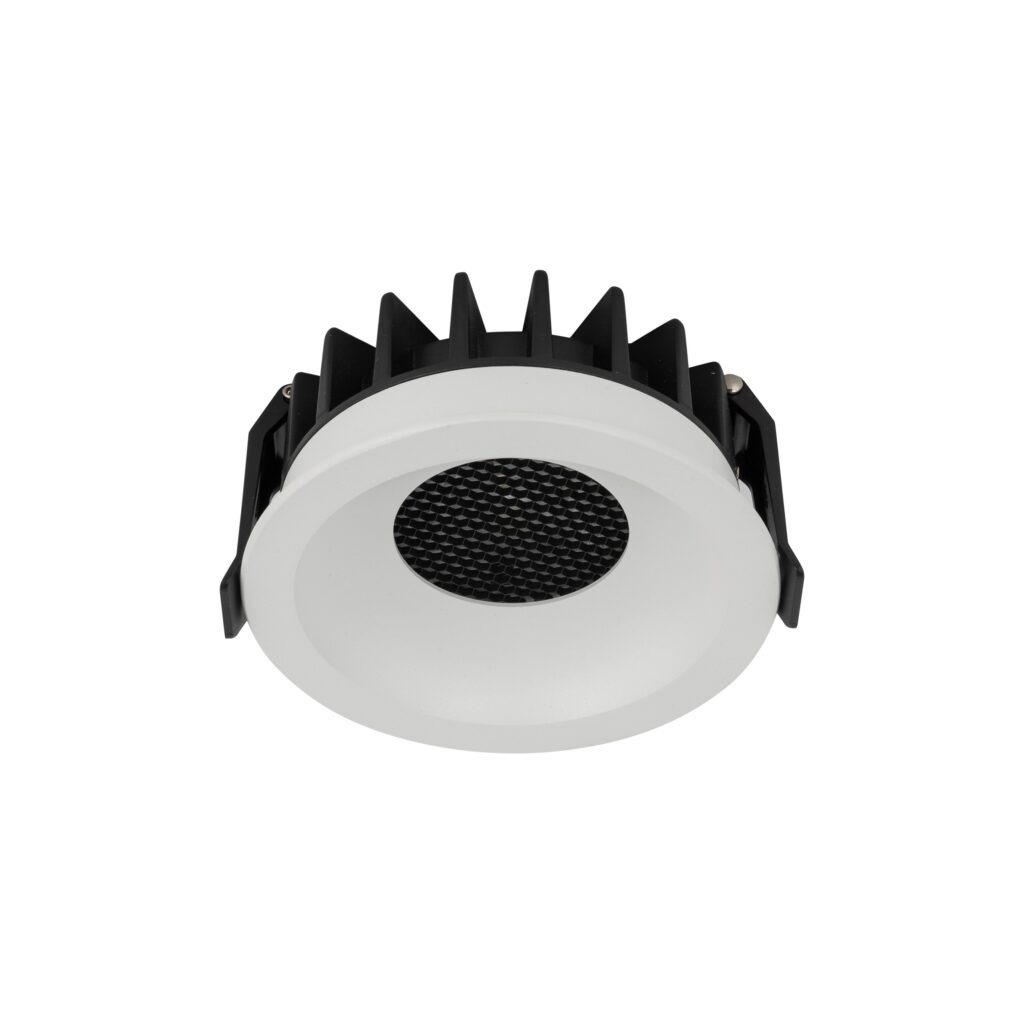Oprawa sufitowa Nexus do zabudowy 1xLED 18W CCT w kolorze czarnym i białym. Okrągła forma z białym pierścieniem oraz czarnym, teksturowanym wnętrzem. Widoczne mocowania do montażu. Ujęcie z góry, ukazujące detale konstrukcji.