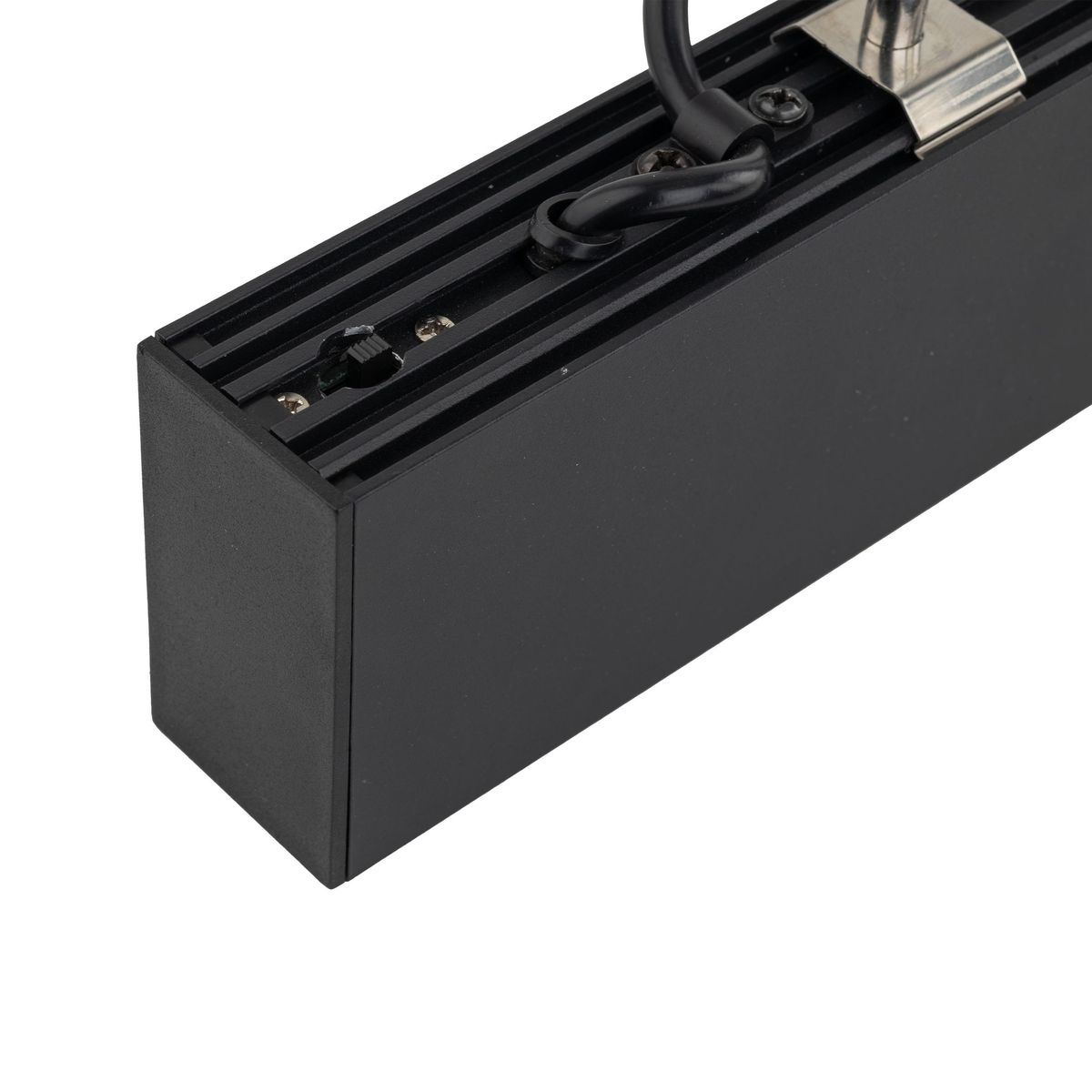 Luxe lampa wisząca 1xLED CCT w kolorze czarnym, z prostokątnym korpusem, widok z boku. Widać przewody oraz przełącznik, umieszczony na górnej krawędzi. Wykonana z matowego materiału, idealna do nowoczesnych wnętrz.