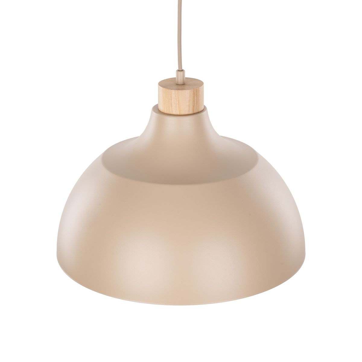 Lampa wisząca Cap w kolorze beżowym, z metalowym kloszem o zaokrąglonym kształcie, zawieszona na cienkim przewodzie. U góry znajduje się drewniany element mocujący. Idealna do nowoczesnych wnętrz.