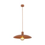 Lampa wisząca Astra w kolorze ceglastym, z metalowym kloszem o szerokim, płaskim kształcie. Zawieszona na długim przewodzie, z widoczną żarówką E27, stanowi nowoczesny element oświetleniowy. Tło białe, co podkreśla kolor lampy.