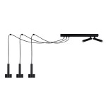 Lampa wisząca Stamp Spider w kolorze czarnym, z płaskim stelażem i trzema zwisającymi oprawami na żarówki GX53 oraz dwiema na G9. Kable w minimalistycznym stylu płynnie prowadzą do źródeł światła.
