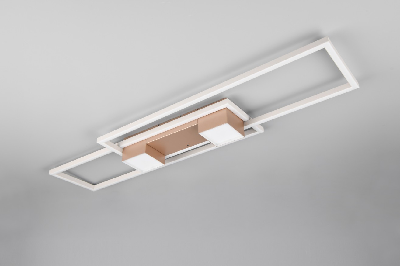 Lampa sufitowa Albany LED o mocy 37W w kolorze kawowym. Posiada dwa prostokątne źródła światła w białych obudowach, zamocowane na metalowej podstawie w kolorze kawowym. Ujęcie z góry, montowana na suficie.