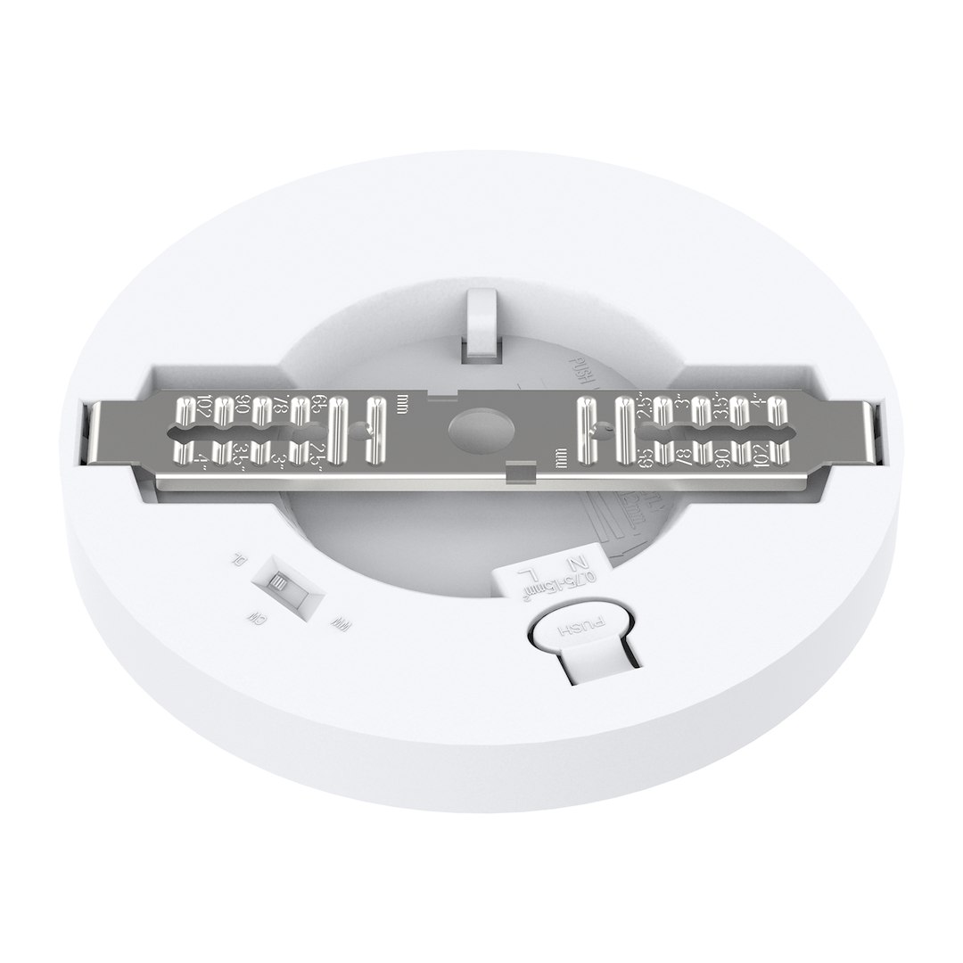 Plafon LED Evora Round D14 o mocy 6W w kolorze białym, z okrągłą, płaską obudową. Widoczny metalowy element montażowy oraz przyciski do regulacji. Produkt na jednolitym tle, w pozycji leżącej.