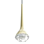 Lampa wisząca LED Crima Old Gold 6W 3000K w kolorze złota satynowego, o smukłej formie z podłużnym, metalowym korpusem i szklanym kloszem w kształcie diamentu. Zawieszona na czarnym przewodzie, idealna do nowoczesnych wnętrz.
