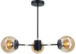 Lampa wisząca Gaja z trzema oprawami E27, w kolorze czarnym z złotymi elementami. Kształt okrągłych kloszy z przezroczystego szkła, zawieszona na cienkim metalowym stelażu. Ujęcie frontalne, produkt w pozycji wiszącej.