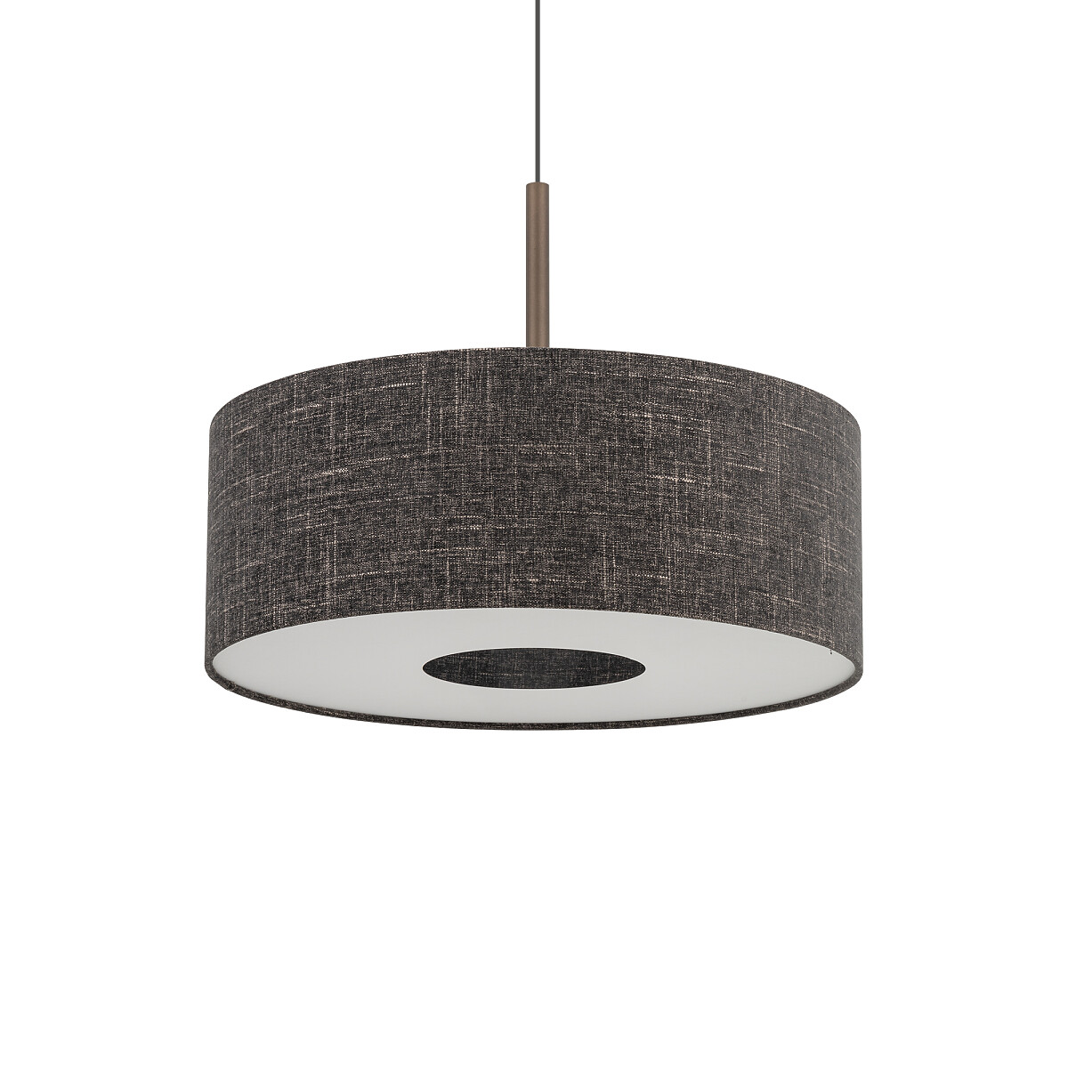 Lampa wisząca Amarela M z abażurem w czarnym melanżu, metalowy stelaż, jedno źródło światła E27. Okrągły kształt, widoczny białym wykończeniem wewnętrznym, zawieszona na cienkim przewodzie.