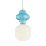 Lampa wisząca Latera D15 w kolorze niebieskim, z kloszem w kształcie owalnym. Górna część ma błyszczącą, niebieską fakturę, a dolna część jest matowa i biała. Zawieszona na białym przewodzie. E14, idealna do nowoczesnych wnętrz.