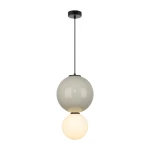 Lampa wisząca LED Pieve D25 z szarym kloszem i białą kulą, zawieszona na czarnym przewodzie. Kształt kulisty, wysokość 3000K, moc 7W. Prosta forma idealna do nowoczesnych wnętrz.