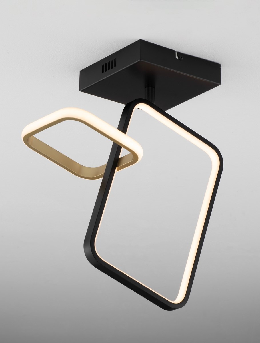 Lampa sufitowa Chulumani 2xLED 30W w kolorze czarnym. Posiada dwa prostokątne klosze w odcieniu złotym i białym, zawieszone na eleganckiej czarnej konstrukcji. Montaż sufitowy, nowoczesny design, odpowiednia do wnętrz.