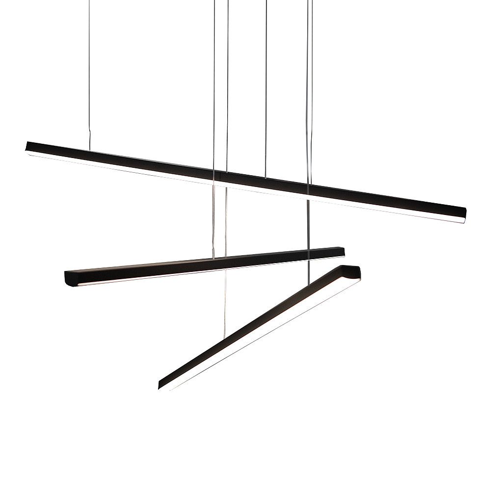 Trio LED lampa wisząca 3-punktowa w kolorze czarnym, składająca się z trzech ukośnie zawieszonych, prostokątnych elementów. Lampa ma minimalistyczny design, z podświetleniem LED na krawędziach.