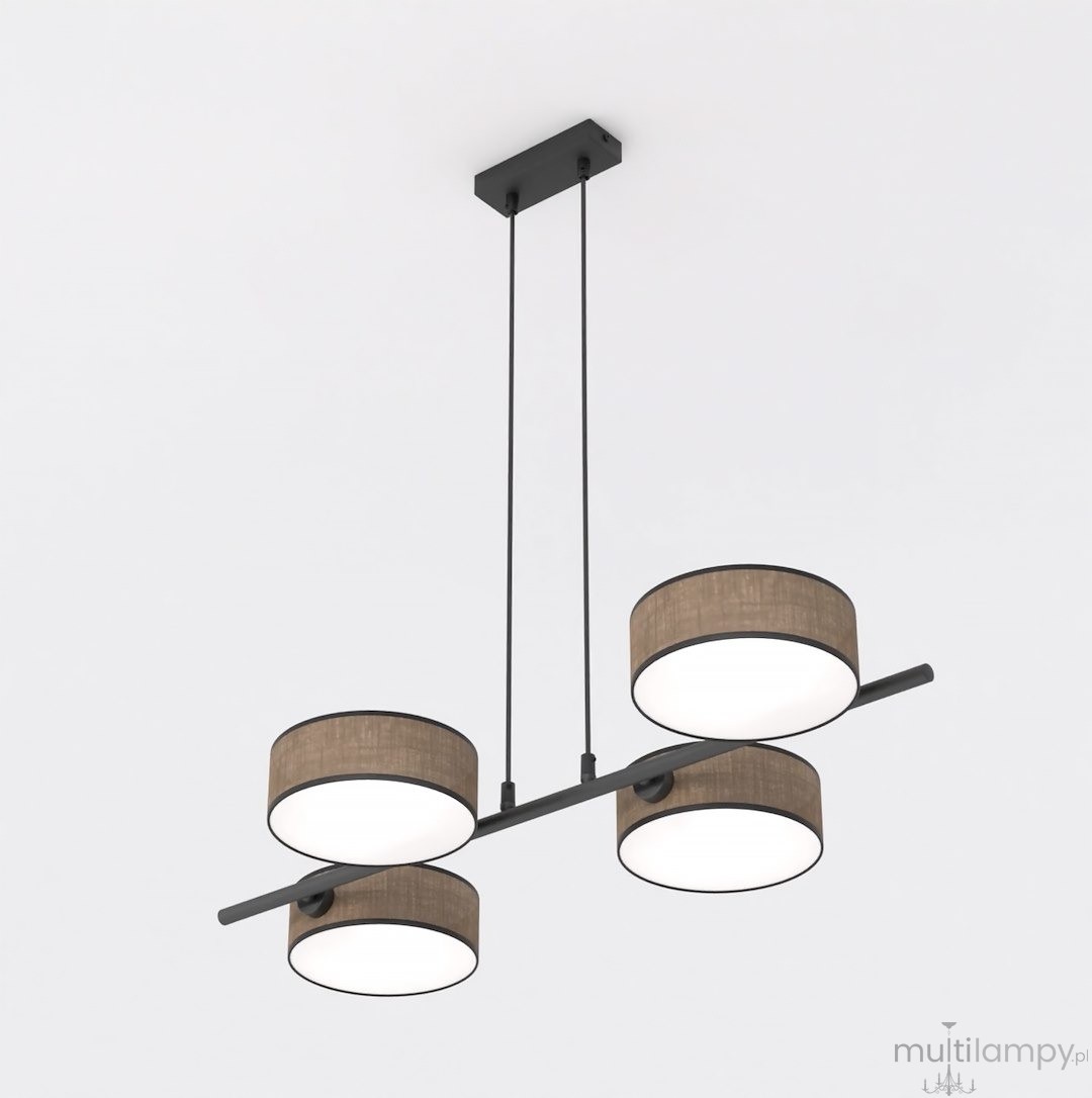 Lampa wisząca Drumz 4xE14 w brązowej kolorystyce, składająca się z czterech okrągłych kloszy na czarnym stelażu. Klosze mają jasne, okrągłe wnętrza i teksturowaną brązową osłonę. Zawieszona na dwóch cienkich linkach, zamontowana na prostokątnej podstawie.