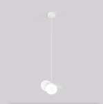 Lampa wisząca Ritual 1xG9 w białym kolorze, z dwoma okrągłymi kloszami i minimalistycznym designem. Zawieszona na cienkim, białym przewodzie, z prostym sufitem. Idealna do nowoczesnych wnętrz.