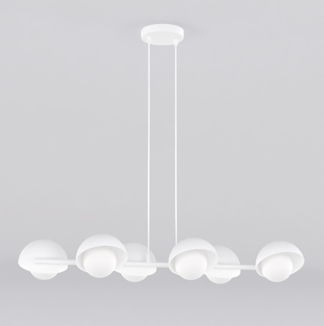 Lampa wisząca Boom w kolorze białym, składająca się z sześciu kloszy G9 w formie półkul, zawieszona na dwóch cienkich linkach. Montaż sufitowy, minimalistyczny design, idealna do nowoczesnych wnętrz.