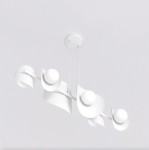 Lampa wisząca Elementi 6xG9 w białym kolorze, z pięcioma okrągłymi źródłami światła i falistymi elementami dekoracyjnymi. Zawieszona na dwóch cienkich linkach, montowana do sufitu, w minimalistycznym stylu.