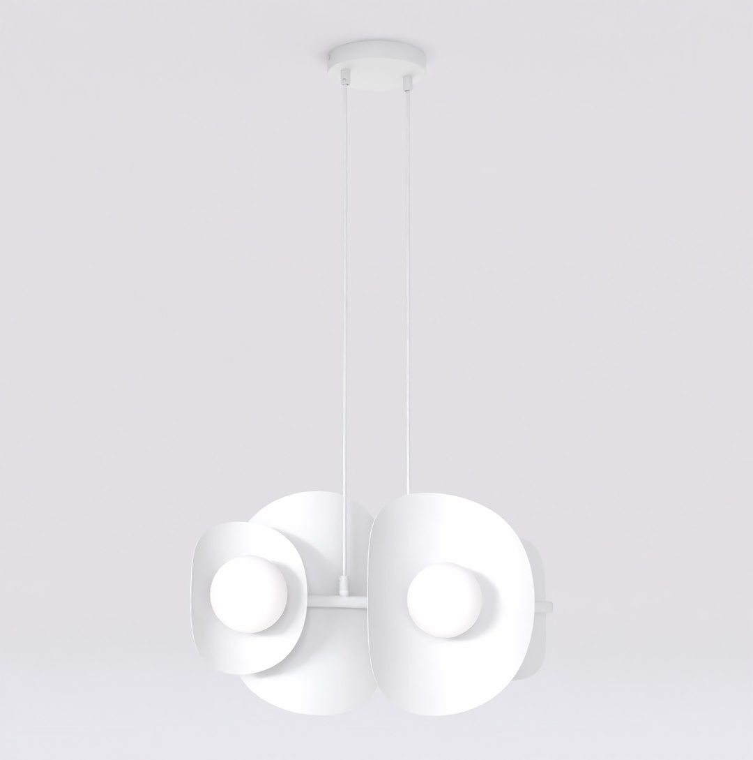 Lampa wisząca Elementi 4xG9 w kolorze białym, składająca się z czterech okrągłych osłon z matowego materiału, zawieszona na dwóch cienkich linkach. Prosty, nowoczesny design z centralnym źródłem światła.
