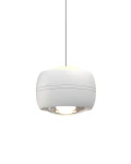 Lampa wisząca Quiberon, biała, z sześcioma diodami LED o mocy 33W. Okrągła, gładka obudowa z przezroczystym kloszem. Zawieszona na cienkim kablu, idealna do nowoczesnych wnętrz.