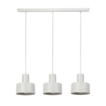 Lampa wisząca Rif w kolorze szarym-beżowym, z trzema oprawami na żarówki E27. Ujęcie frontalne, zawieszona na prostokątnej, białej podstawie z cienkimi, przezroczystymi przewodami. Prosty, nowoczesny design.