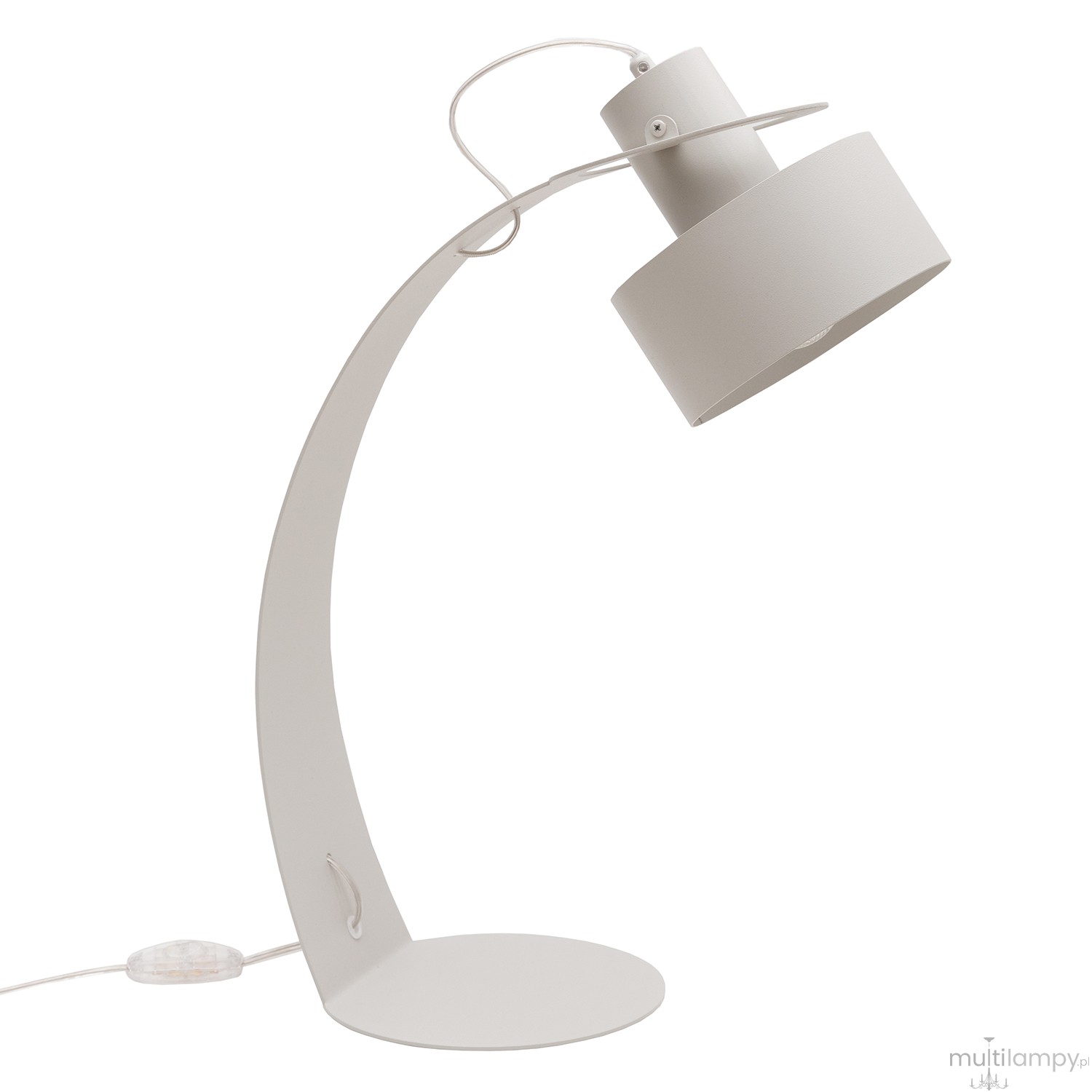 Lampa stołowa Rif w kolorze szarym beżowym, z metalowym, zakrzywionym stelażem oraz okrągłą podstawą. Część lampy z oprawką E27 skierowana jest na bok. Widoczny przewód z włącznikiem w kolorze białym.