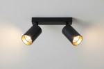 Czarna lampa sufitowa Eris z dwoma punktami świetlnymi, wykonana z metalu. Reflektory w formie cylindrów z wewnętrzną złotą powłoką, umieszczone na prostokątnej podstawie. Ujęcie frontalne, montowana na suficie.