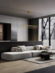 Lampa wisząca Huaraz 1xLED 17W w kolorze złotym, umieszczona na suficie nad szarym narożnikiem. Prosty, minimalistyczny design z liniowym kształtem. W tle widoczna kuchnia w odcieniach szarości i okno z widokiem na drzewa.