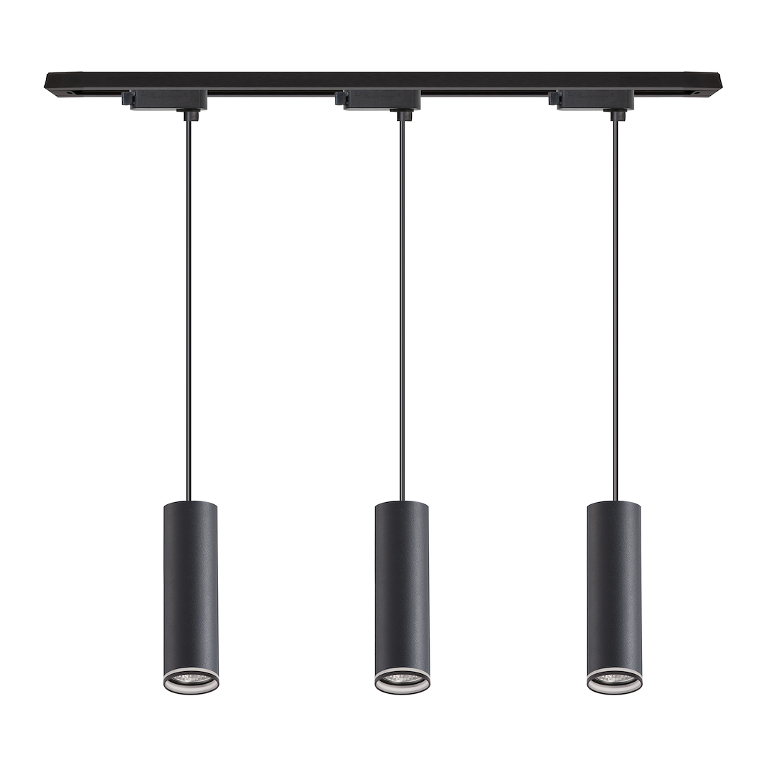 Zestaw szynowy 1m Pipe Ring Track z trzema reflektorami GU10 w kolorze czarnym. Reflektory mają cylindryczny kształt, zawieszone na cienkich przewodach. Produkt montowany do sufitu, na jednolitym tle.