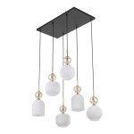 Lampa wisząca Sophia z sześcioma oprawami E14 w białym kolorze. Szklane klosze w kształcie kulistym i cylindrycznym, z delikatnym żłobieniem. Lampa zawieszona na czarnych przewodach z metalowym, prostokątnym stelażem.