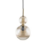 Lampa wisząca Sophia z jednym gniazdem E14, w bursztynowym kolorze. Okrągła, teksturowana szklana kula z delikatnymi prążkami, połączona z mniejszą, gładką kulą. Wykończenie w kolorze złotym, zawieszona na czarnym przewodzie.