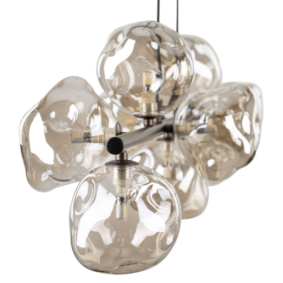 Lava Brown lampa wisząca z 9 źródłami światła G9, brązowa, z przezroczystymi, organicznymi kloszami w kształcie kul. Metalowa konstrukcja w kolorze brązowym, zwisająca na cienkich linkach.