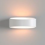 Biały kinkiet LED Trame C806WL-L5W o okrągłym kształcie, montowany na ścianie. Emituje światło w górę i w dół, tworząc subtelne oświetlenie. Gładka, matowa powierzchnia, minimalistyczny design, idealny do nowoczesnych wnętrz.