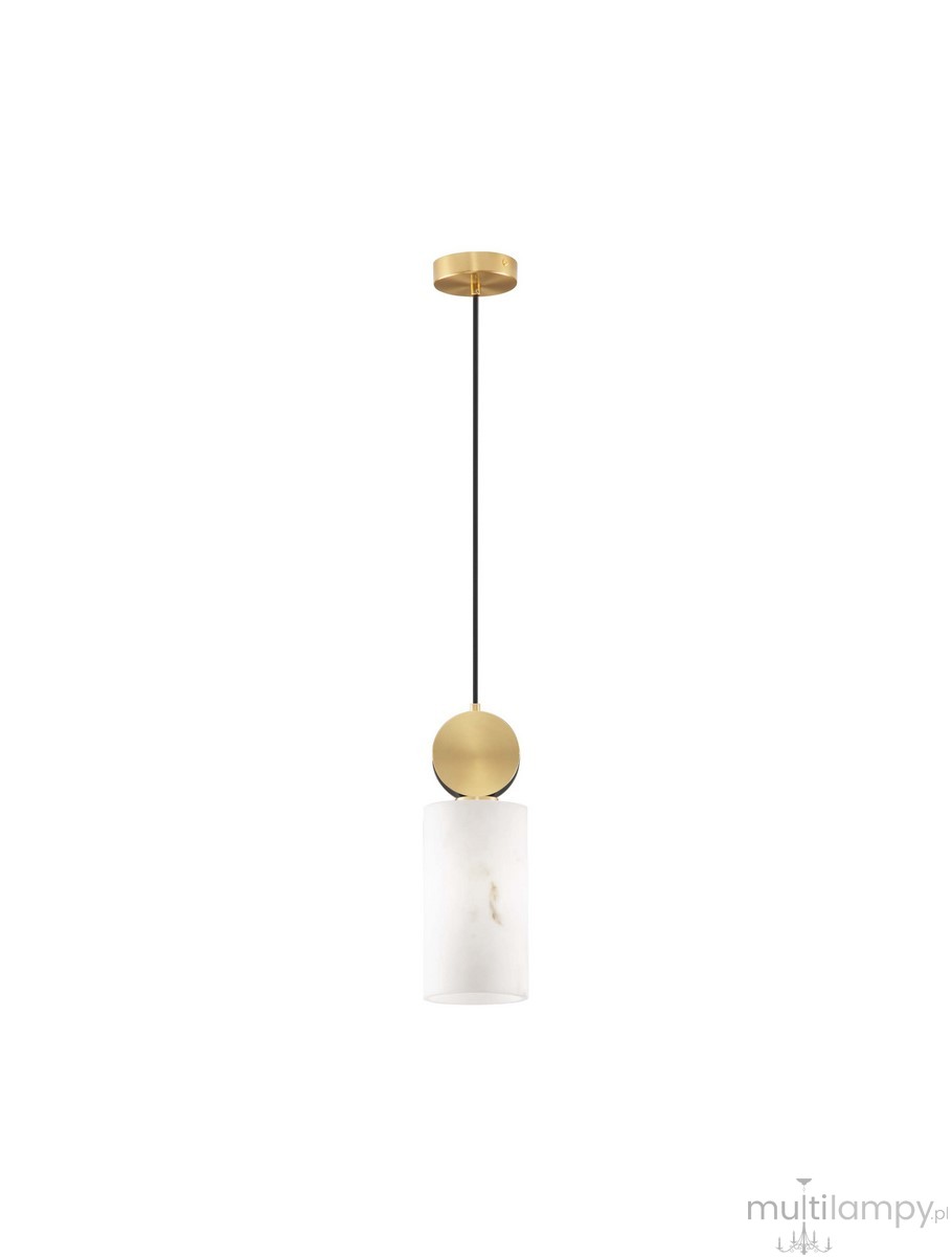 Lampa wisząca Saipina z pojedynczym źródłem światła E27, z metalowym złotym kloszem i marmurowym, białym cylindrem. Ułożona pionowo, zawieszona na czarnym kablu, z okrągłym złotym mocowaniem na górze. Proste tło podkreśla elegancję lampy.