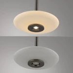 Lampa wisząca Pure Vitrum 1xLED 13W w metalicznym brązie, z kloszem w dwóch odcieniach: górna część w ciepłym odcieniu białym, dolna w zimnym. Klosz okrągły, zamontowany na cienkim, prostym przewodzie. Widoczny centralny punkt świetlny.