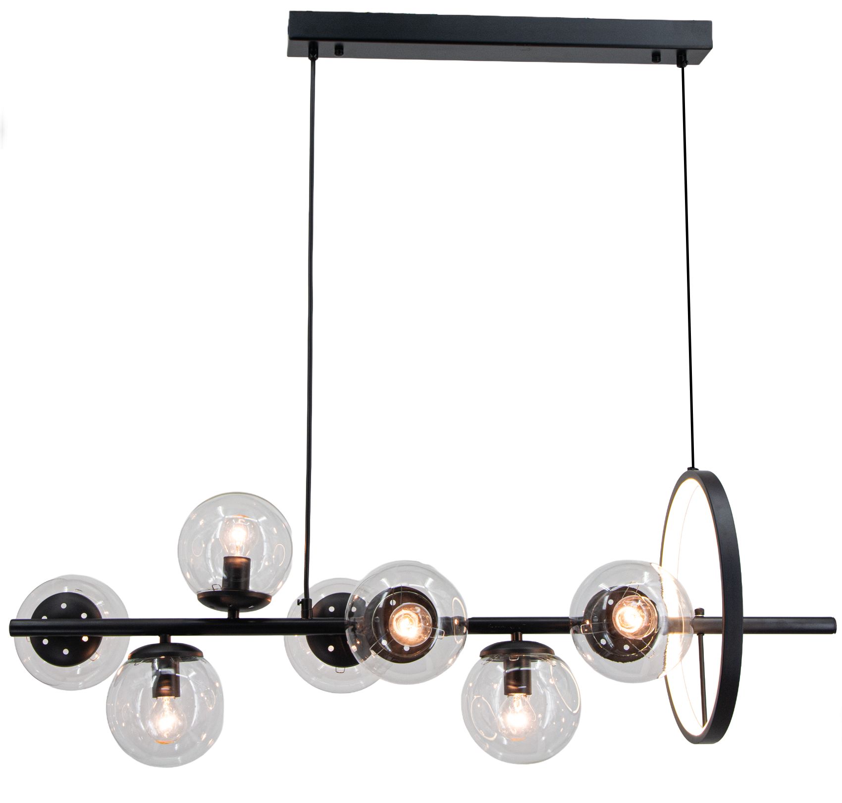Lampa wisząca Galaxy czarna z siedmioma szklanymi kulami na żarówki E14 i jednym źródłem LED. Konstrukcja z metalowym stelażem, zawieszona na cienkim przewodzie. Stylowy, nowoczesny design z okrągłym detalem.