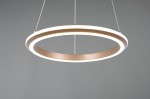 Lampa wisząca Amador w kształcie okręgu, z kawowym wykończeniem i białym pierścieniem LED. Zawieszona na cienkim sznurku, prezentuje nowoczesny design. Idealna do aranżacji przestrzeni mieszkalnych lub biurowych.